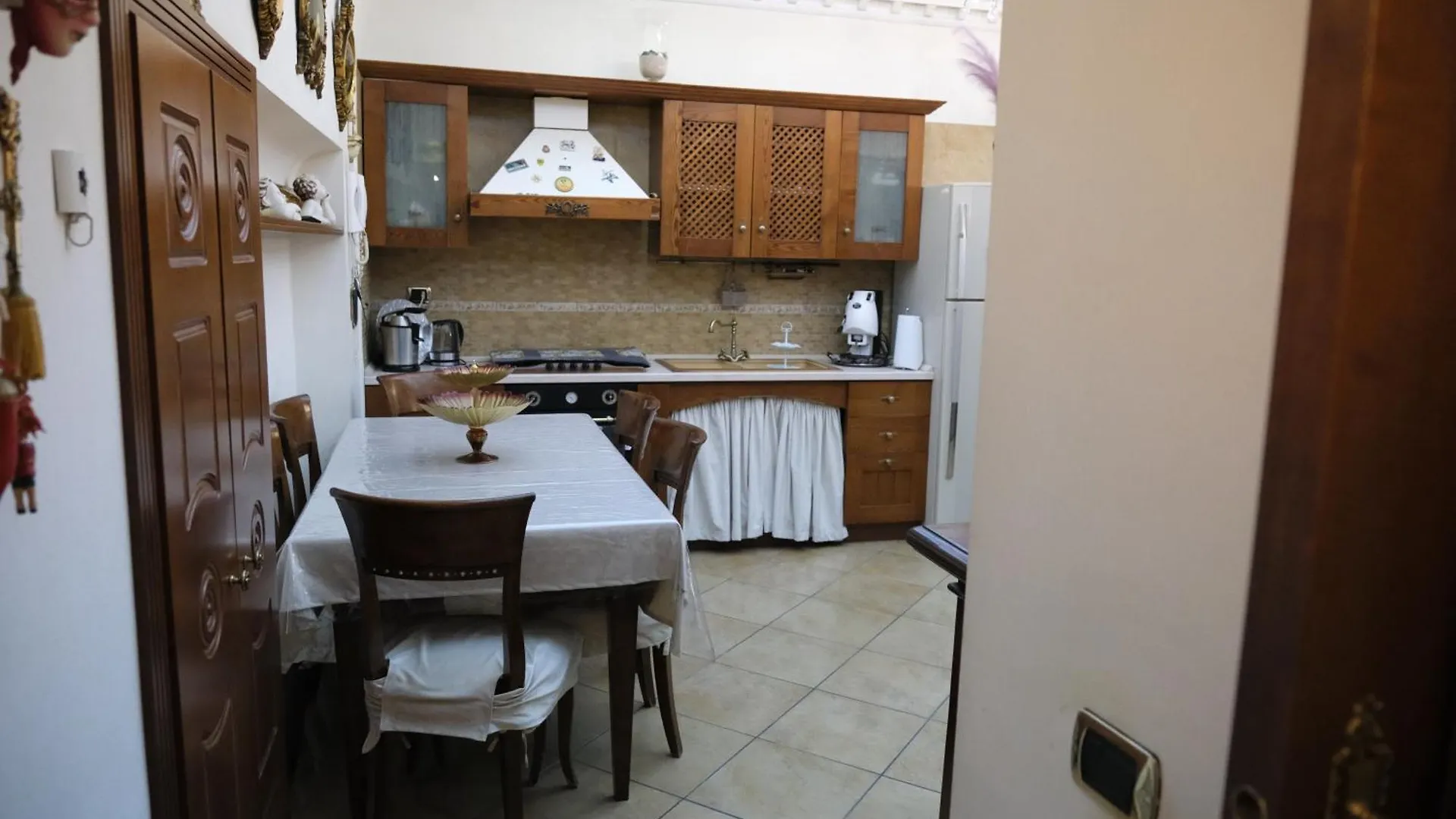 La Bella Napoli Home Room Di Adriana Naples