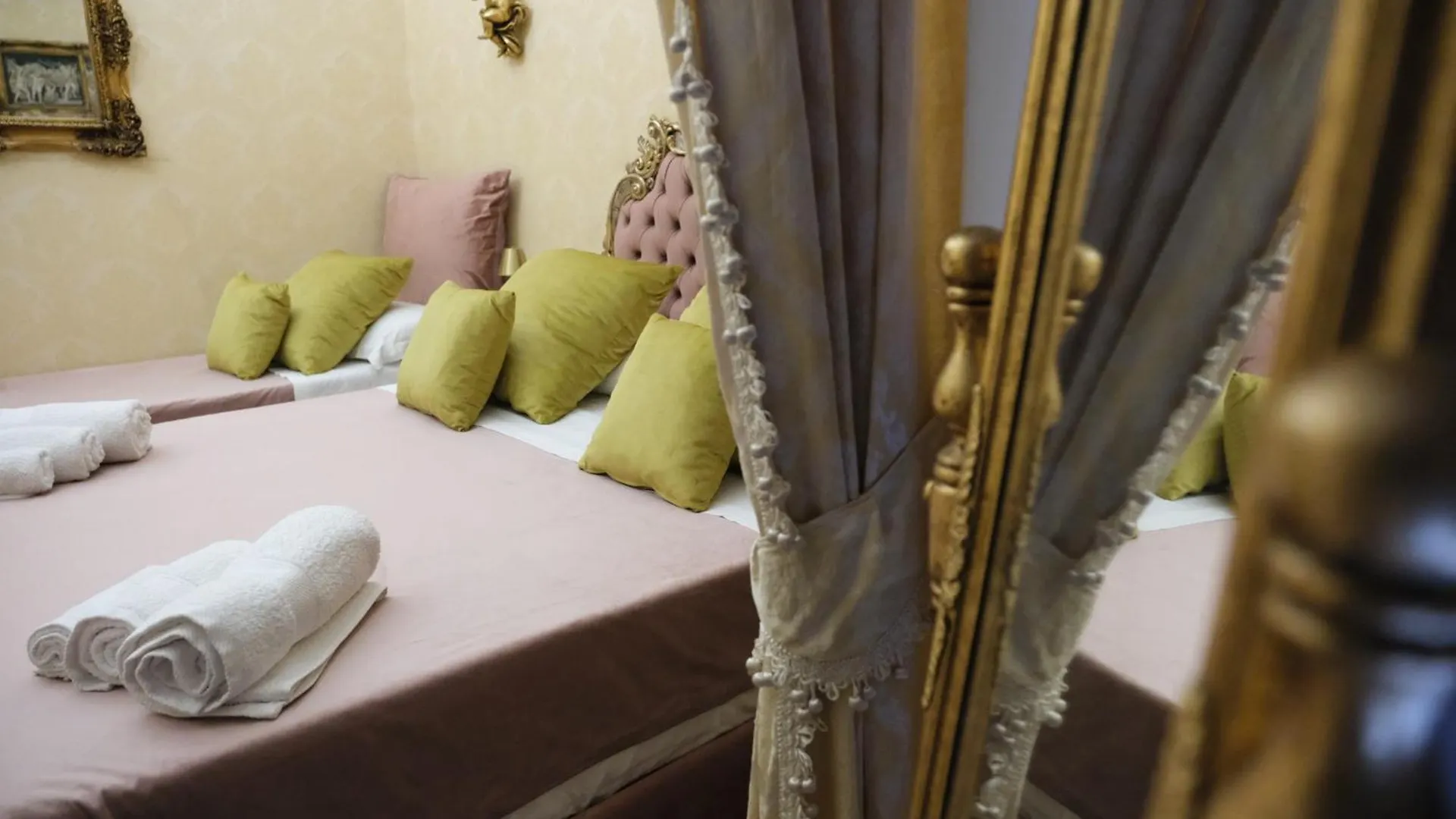 La Bella Napoli Home Room Di Adriana Holiday home